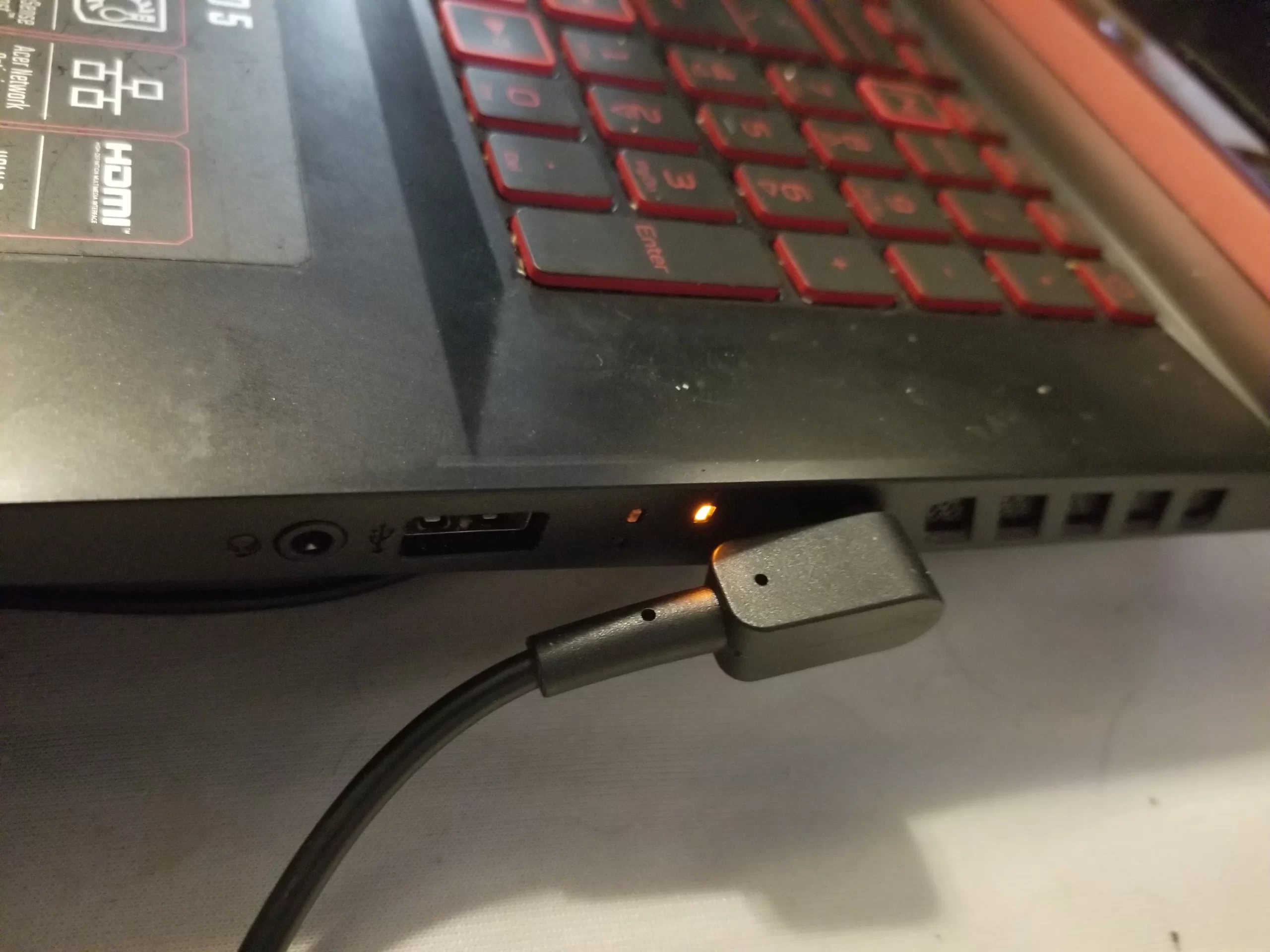 Acer Nitro 5 Not charging